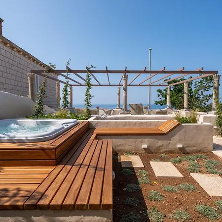 Villa Maxima Comoda Luxury *