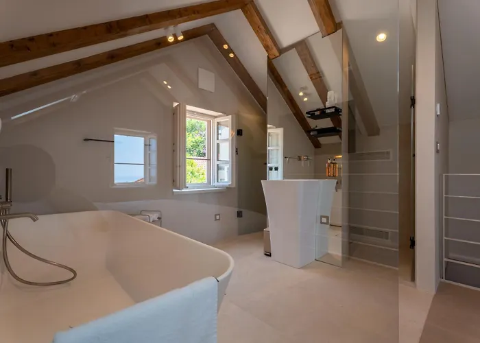 Maxima Comoda Luxury