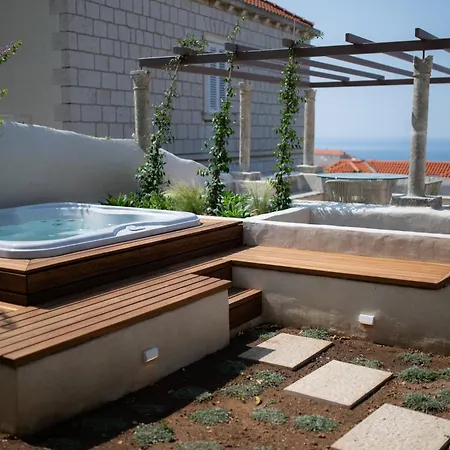 Maxima Comoda Luxury *